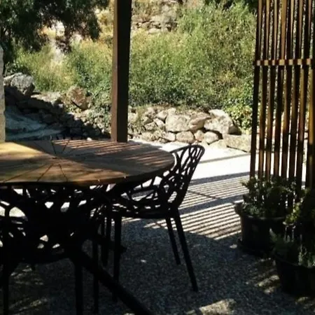 וילה Fragas Do Lobo - Casa Da Azenha קאסטלו נובו